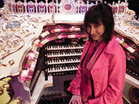 Carol on the Wonder Morton                  organ